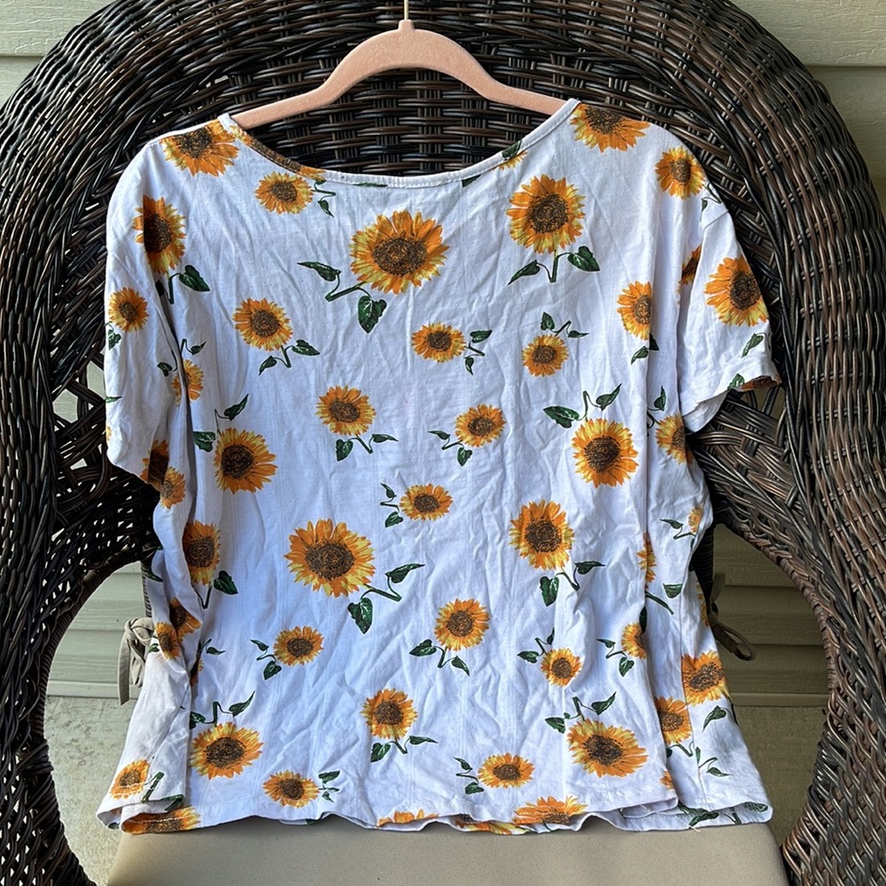 Shein Sunflower Top 0XL - Picture 9 of 10